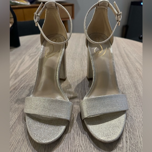 Gold metallic Sam Edelman Yaro Block Heels - Picture 1 of 6